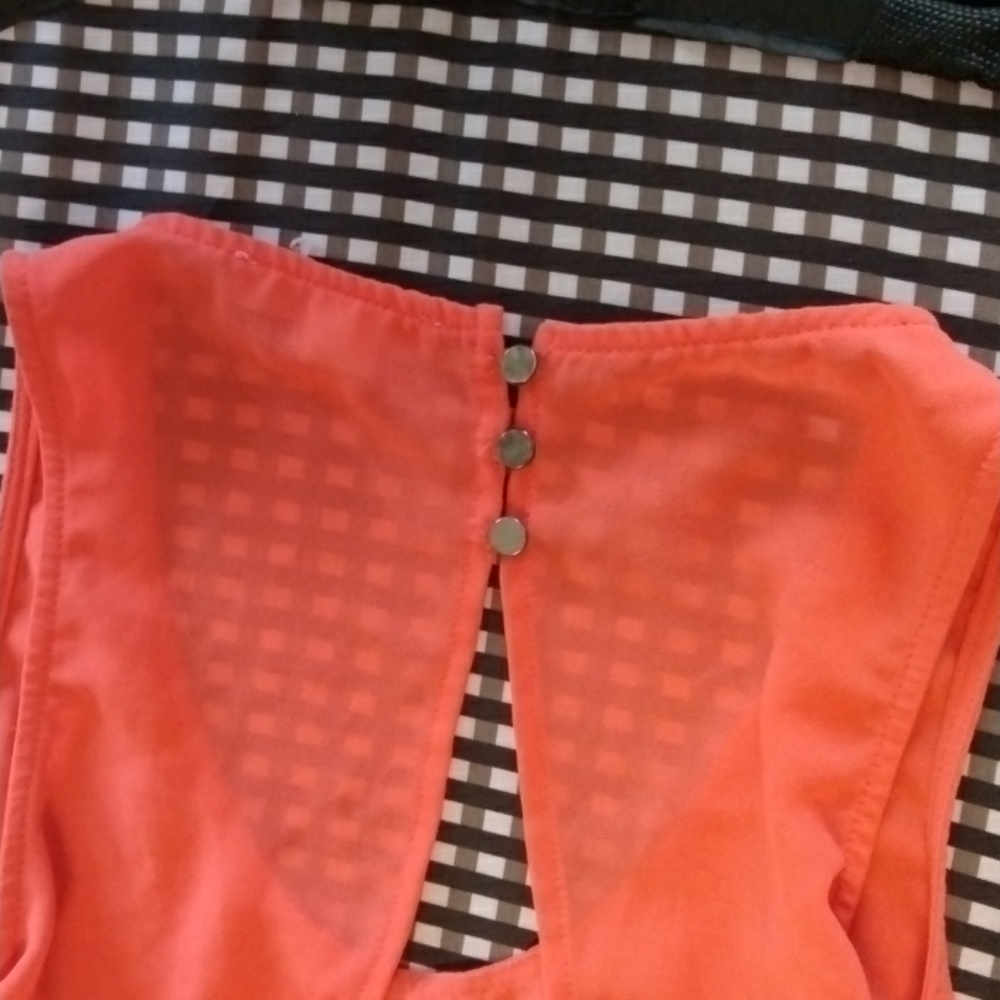 Top size medium - Picture 3 of 4